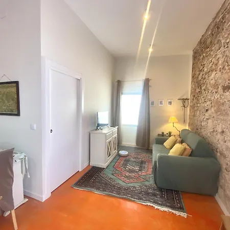 1 * Almenara
